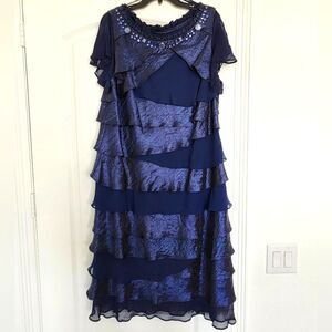 S‎ L fashions Ruffled Dress